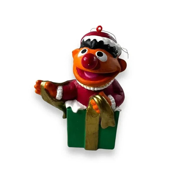 Vintage 1993 Sesame Street Christmas Ornament - Jim Henson Productions Ernie - Picture 1 of 6